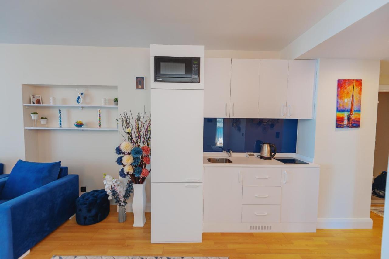 באטומי Orbi City Twin Tower מראה חיצוני תמונה