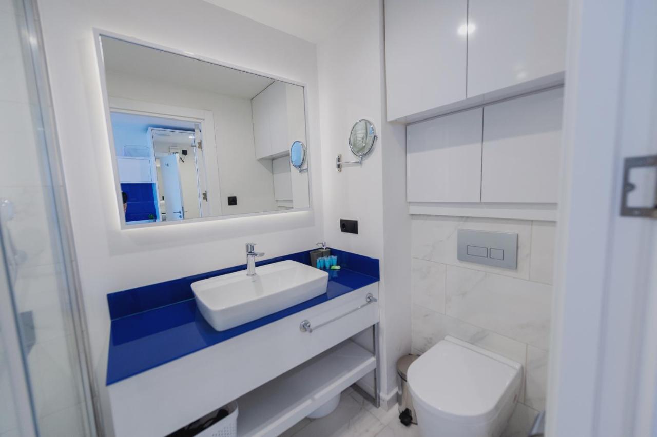 באטומי Orbi City Twin Tower מראה חיצוני תמונה