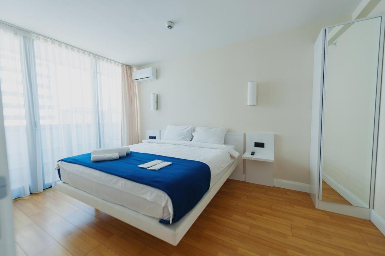 באטומי Orbi City Twin Tower מראה חיצוני תמונה